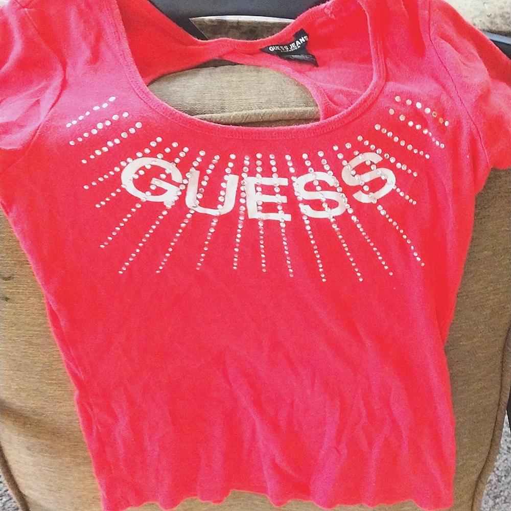 Women's Guess tee size medium
